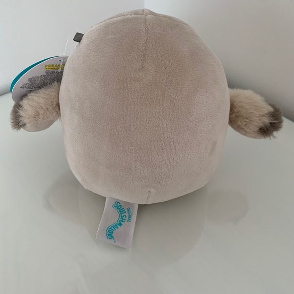 Deniz Pelican Squishmallow 5” - Picture 6 of 6